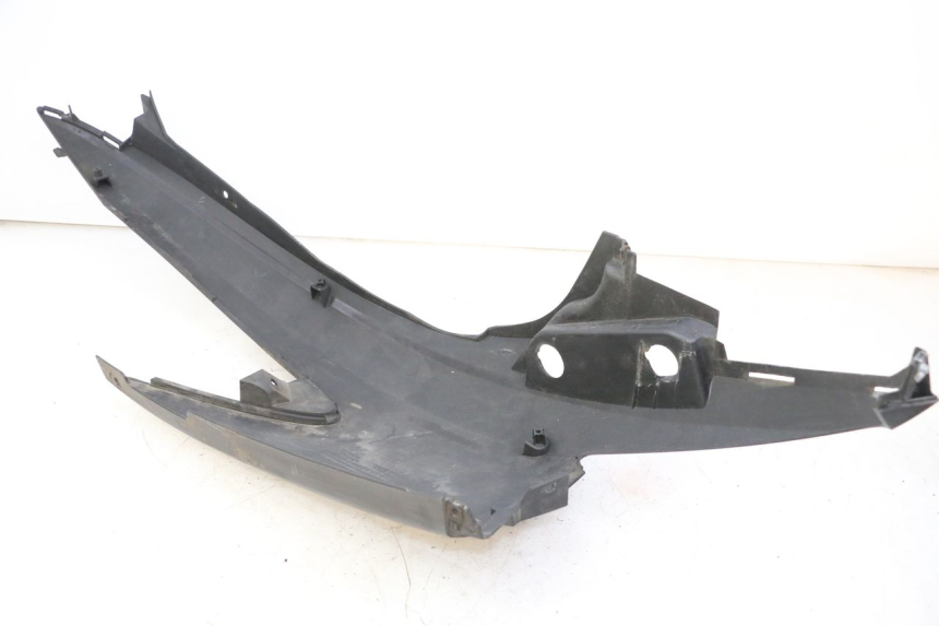 photo de CARENADO TRASERO DERECHA SUZUKI BURGMAN 125 (2007 - 2014)