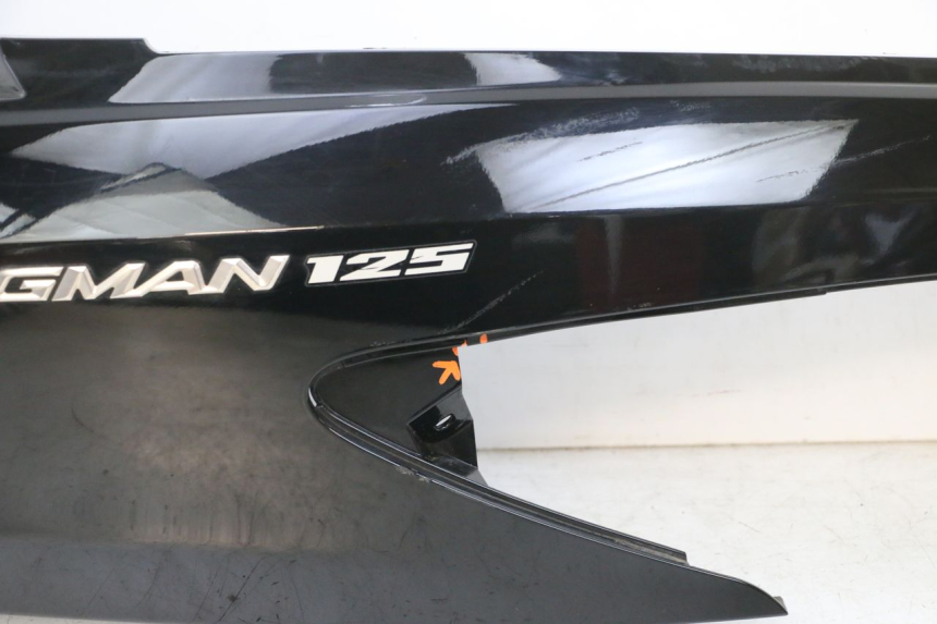 photo de CARENADO TRASERO DERECHA SUZUKI BURGMAN 125 (2007 - 2014) - Características distintivas