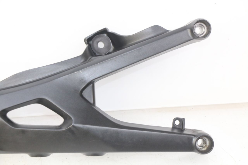 photo de FLANCO TRASERO DERECHO HONDA CB R 1000 (2018 - 2023) - Recambio usado revisado