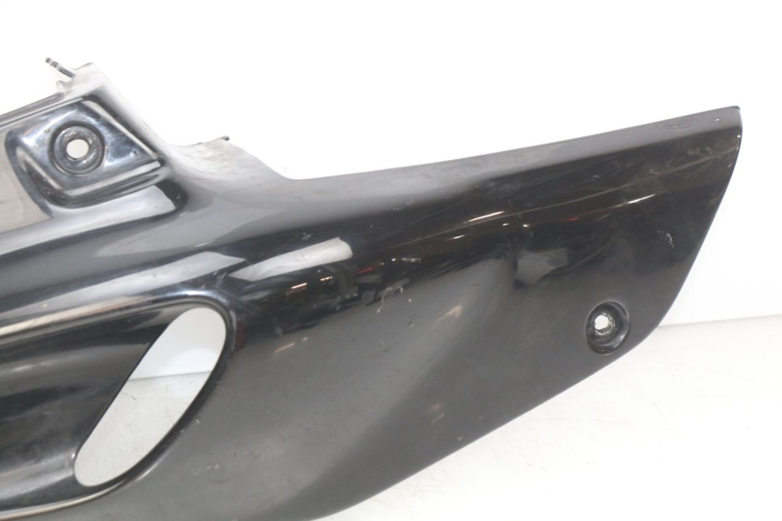 photo de FLANCO TRASERO DERECHO HONDA CBR RR FIREBLADE 900 (1992 - 1994)