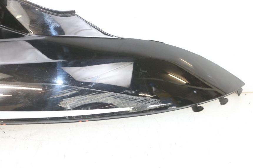 photo de CARENADO TRASERO DERECHA LONGJIA DIGITA 4T 50 (2019 - 2022) - Enfoque en la estructura