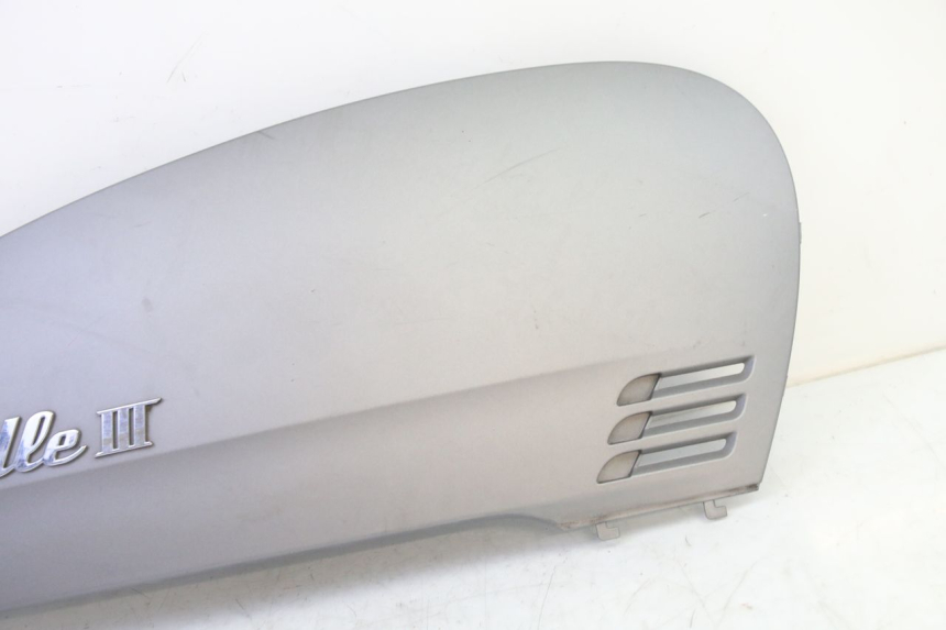 photo de FLANCO TRASERO DERECHO SYM FIDDLE 3 III 125 (2014 - 2020) - Zoom estado de uso