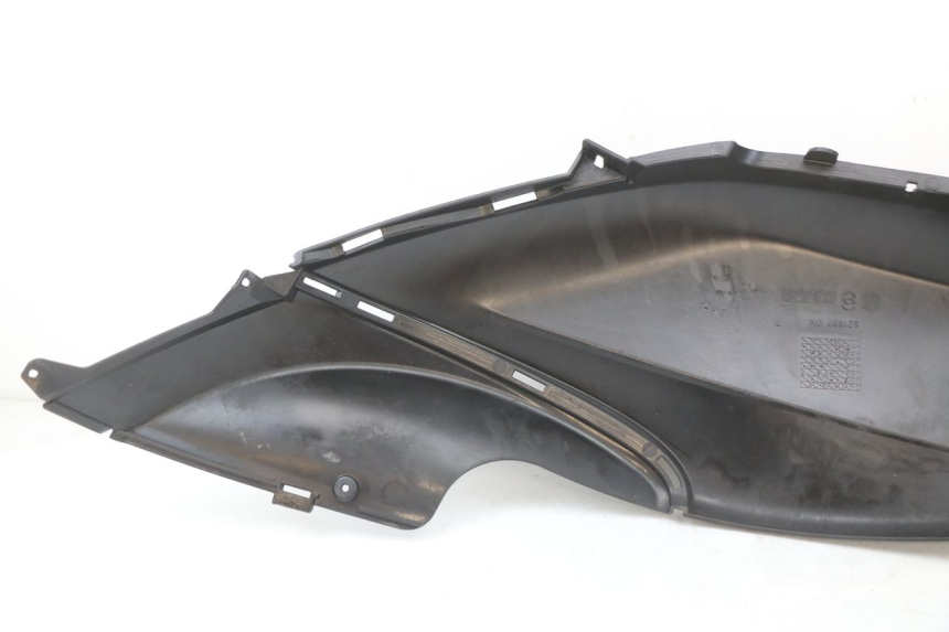 photo de CARENADO TRASERO DERECHA PIAGGIO FLY 2T 50 (2004 - 2017)
