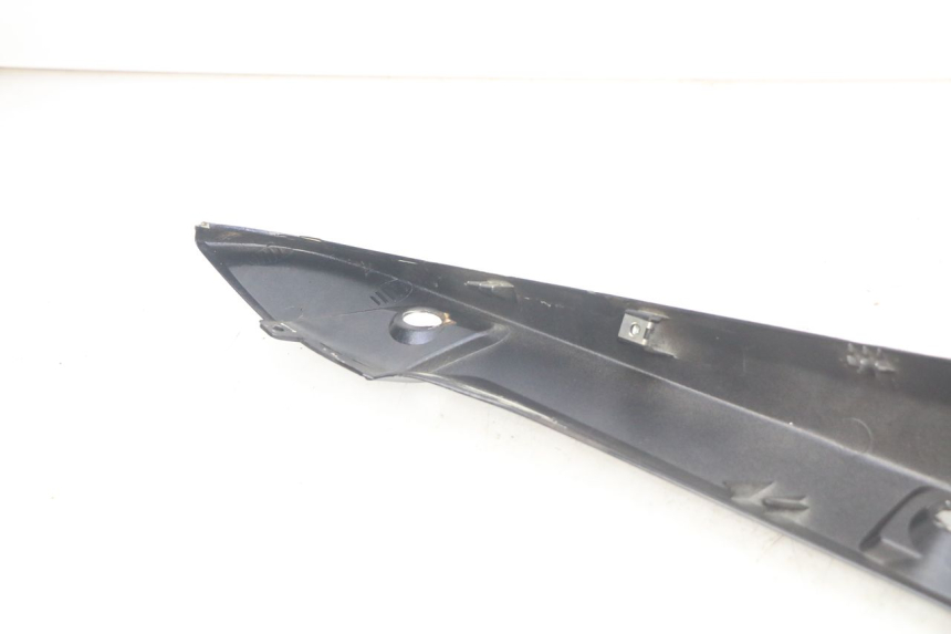 photo de FLANCO TRASERO DERECHO GILERA NEXUS 125 (2007 - 2009)