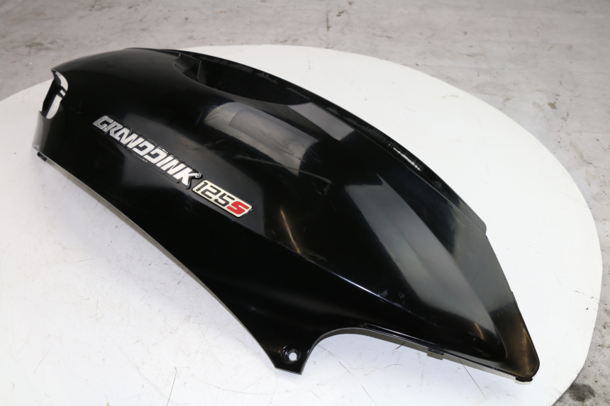 photo de CARENADO TRASERO DERECHA KYMCO GRAND DINK 125 (2002 - 2007)