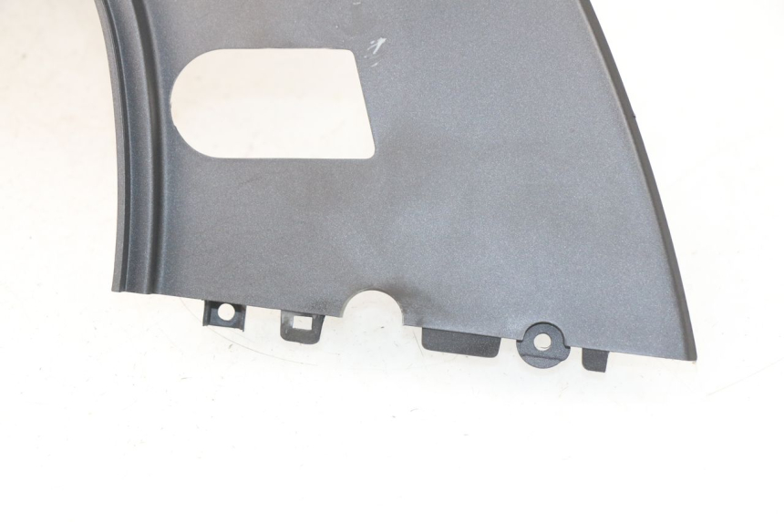 photo de CARENADO TRASERO DERECHA SYM GTS EFI ABS 125 (2012 - 2016)