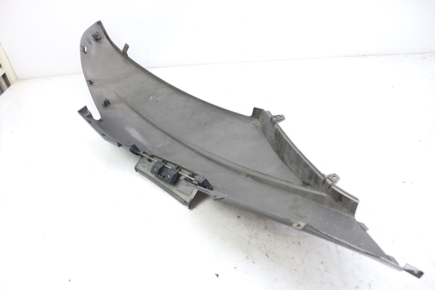 photo de FLANCO TRASERO DERECHO HONDA FES S-WING SWING ABS 125 (2007 - 2015)