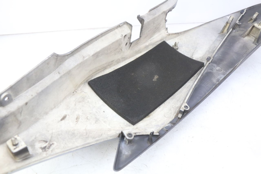 photo de FLANCO TRASERO DERECHO HONDA FJS SILVERWING SILVER WING 400 (2009 - 2016)