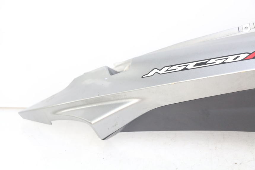 photo de FLANCO TRASERO DERECHO HONDA VISION NSC R 50 (2013 - 2015)