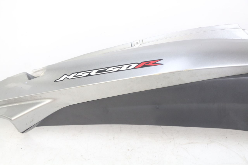 photo de FLANCO TRASERO DERECHO HONDA VISION NSC R 50 (2013 - 2015)