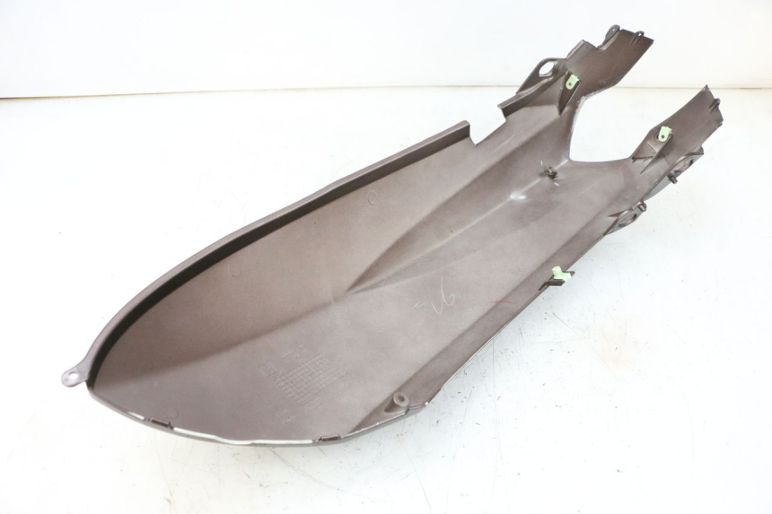 photo de CARENADO TRASERO DERECHA PEUGEOT KISBEE 2T 50 (2010 - 2017) - Primer plano de alta resolución