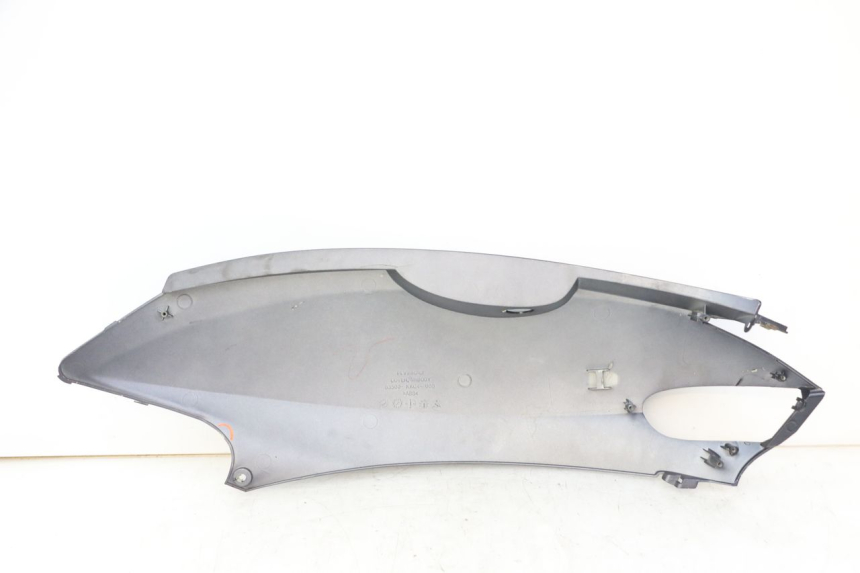 photo de CARENADO TRASERO DERECHA KYMCO GRAND DINK 125 (2008 - 2014)