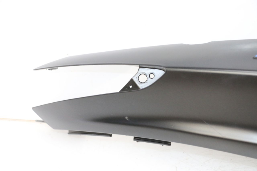 photo de CARENADO TRASERO DERECHA PIAGGIO MP3 HPE 310 (2024 - 2025)