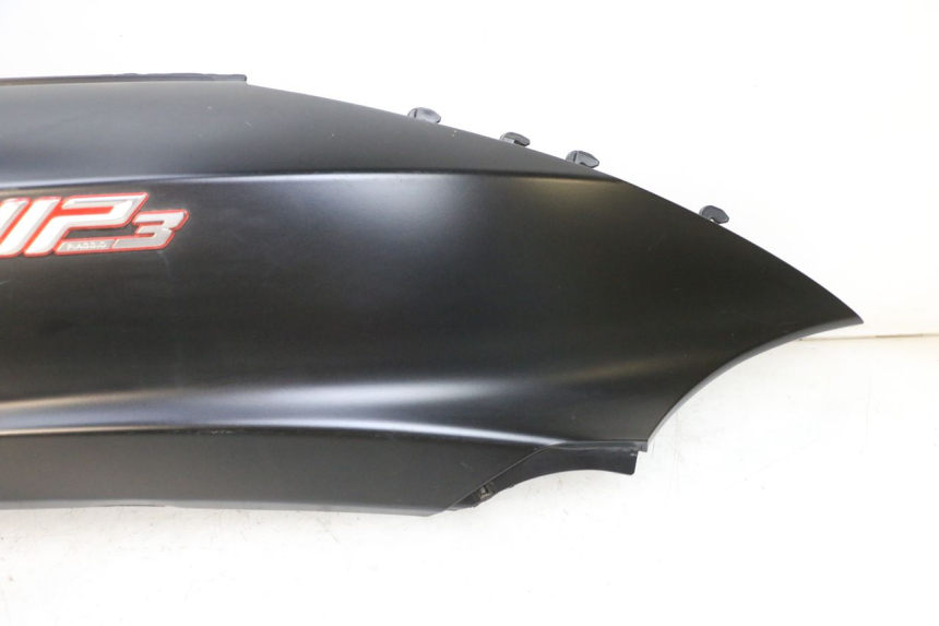 photo de CARENADO TRASERO DERECHA PIAGGIO MP3 HPE 350 (2018 - 2020) - Zoom sobre los componentes