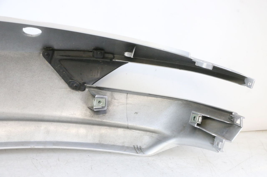 photo de FLANCO TRASERO DERECHO PIAGGIO MP3 500 (2014 - 2016)