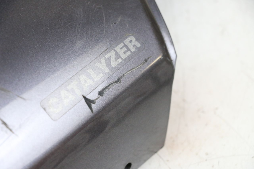 photo de CARENADO TRASERO DERECHA YAMAHA NEO'S NEOS 2T 50 (1998 - 2007) - Estado de la superficie y material