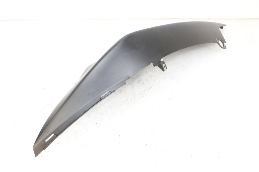 photo de CARENADO TRASERO DERECHA PIAGGIO NEW TYPHOON 50 (2018 - 2021) - Primer plano técnico