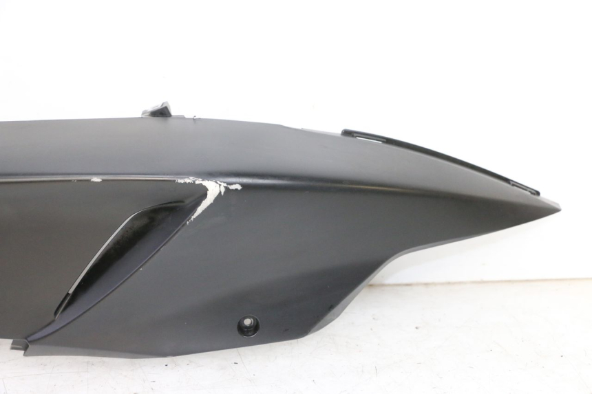 photo de CARENADO TRASERO DERECHA PIAGGIO NEW TYPHOON 50 (2018 - 2021) - Recambio usado revisado