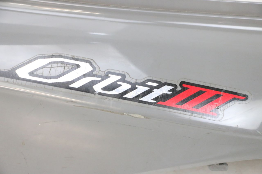 photo de CARENADO TRASERO DERECHA SYM ORBIT III 3 4T 50 (2021 - 2025) - Primer plano de alta resolución