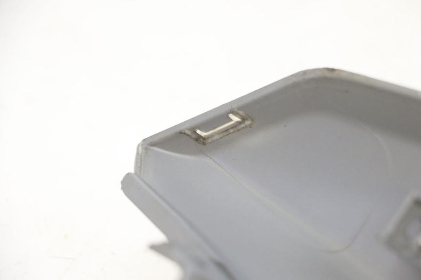 photo de CARENADO TRASERO DERECHA SYM ORBIT III 3 4T 50 (2021 - 2025) - Primer plano técnico