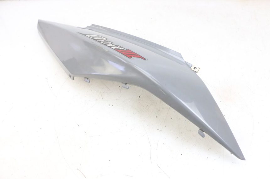 photo de CARENADO TRASERO DERECHA SYM ORBIT III 3 4T 50 (2021 - 2025) - Estado de la superficie y material