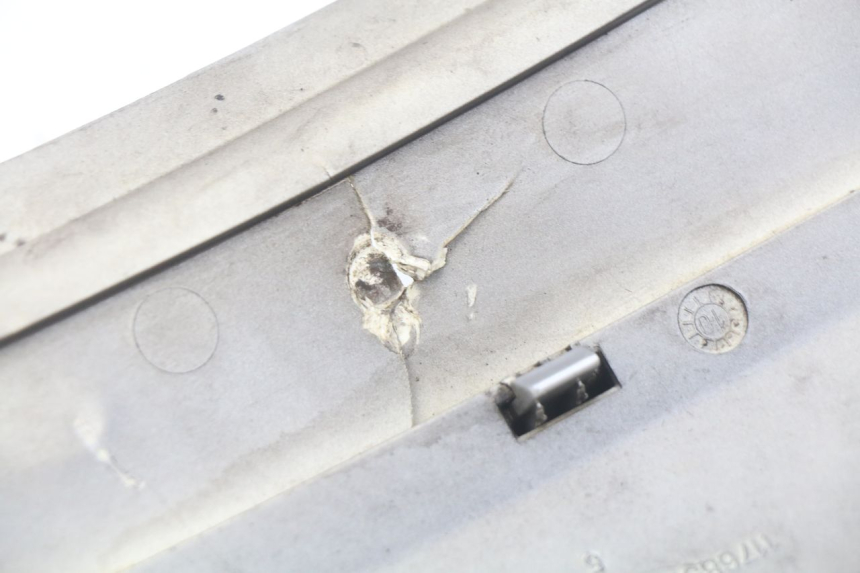 photo de FLANCO TRASERO DERECHO PEUGEOT GEOPOLIS 400 (2007 - 2013)