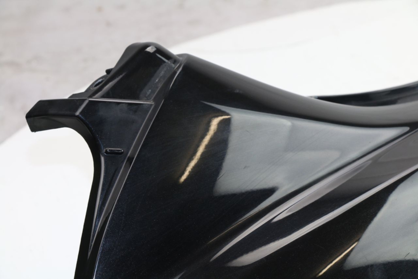 photo de CARENADO TRASERO DERECHA PIAGGIO MP3 LT 400 (2007 - 2012)