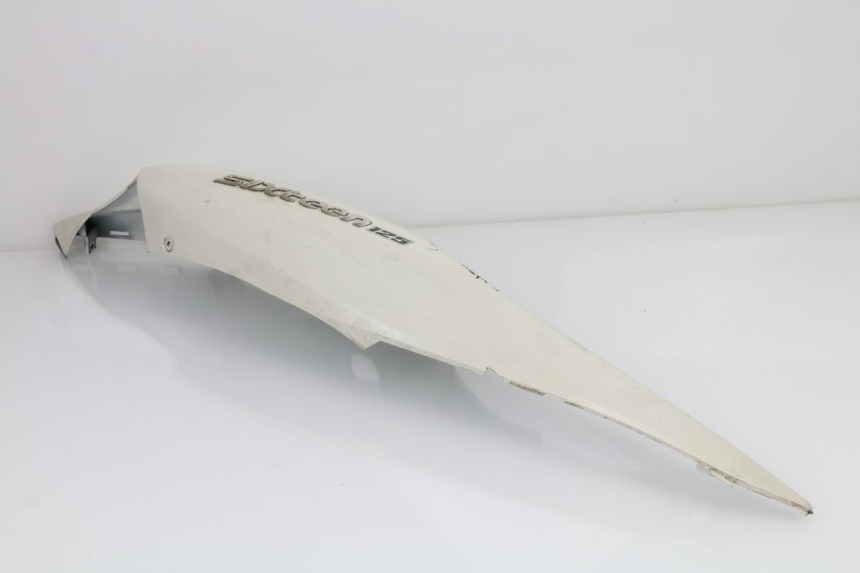 photo de FLANCO TRASERO DERECHO SUZUKI SIXTEEN 125 (2008 - 2010)