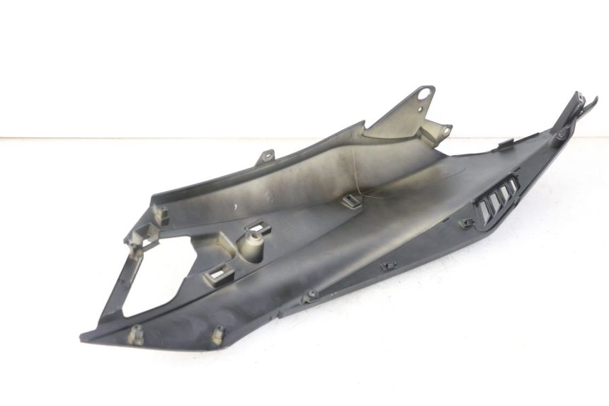 photo de FLANCO TRASERO DERECHO APRILIA SXR 50 (2021 - 2023)