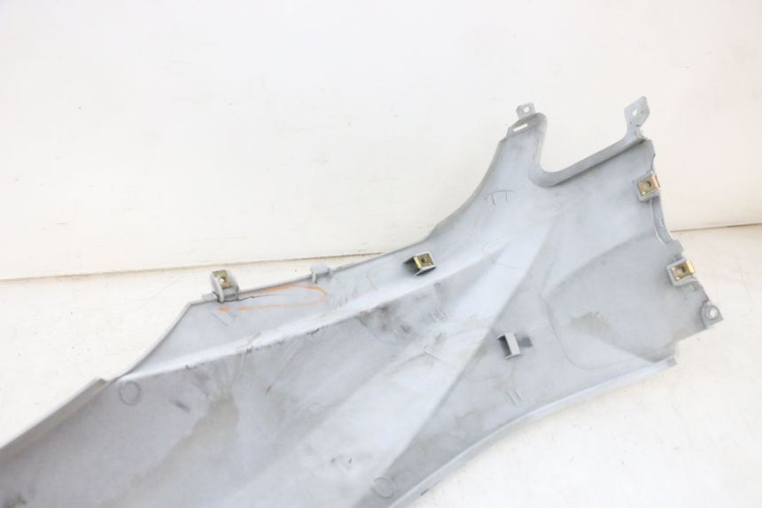 photo de CARENADO TRASERO DERECHA PEUGEOT TWEET PRO EFI 4T 50 (2021 - 2022)