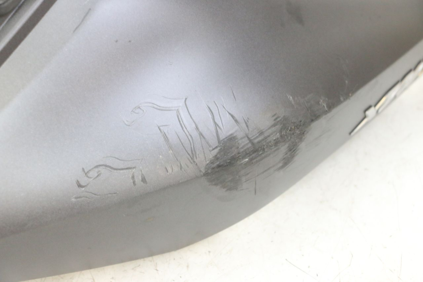 photo de CARENADO TRASERO DERECHA YAMAHA XMAX X-MAX 125 (2021 - 2025)
