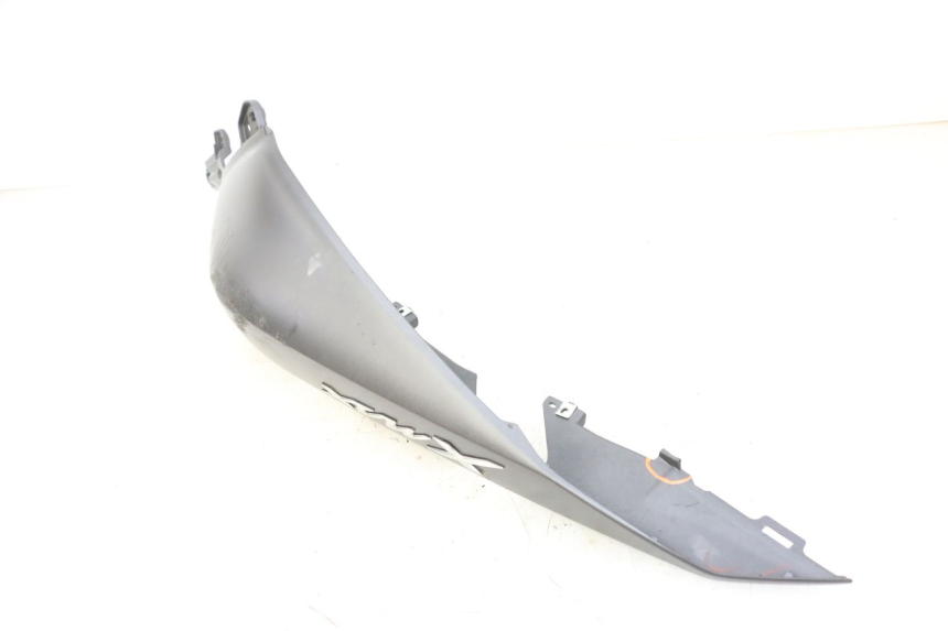 photo de CARENADO TRASERO DERECHA YAMAHA XMAX X-MAX 125 (2021 - 2025)