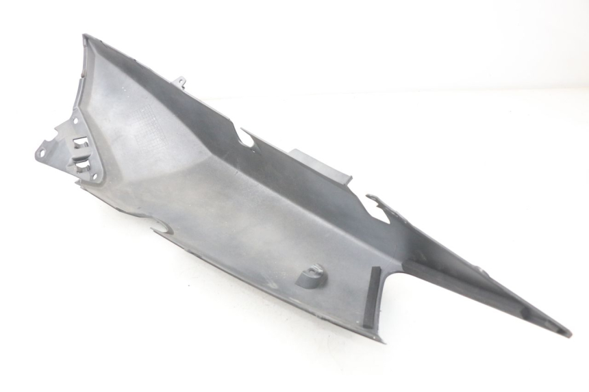 photo de CARENADO TRASERO DERECHA YAMAHA XP T-MAX TMAX 500 (2008 - 2012) - Zoom estado de uso