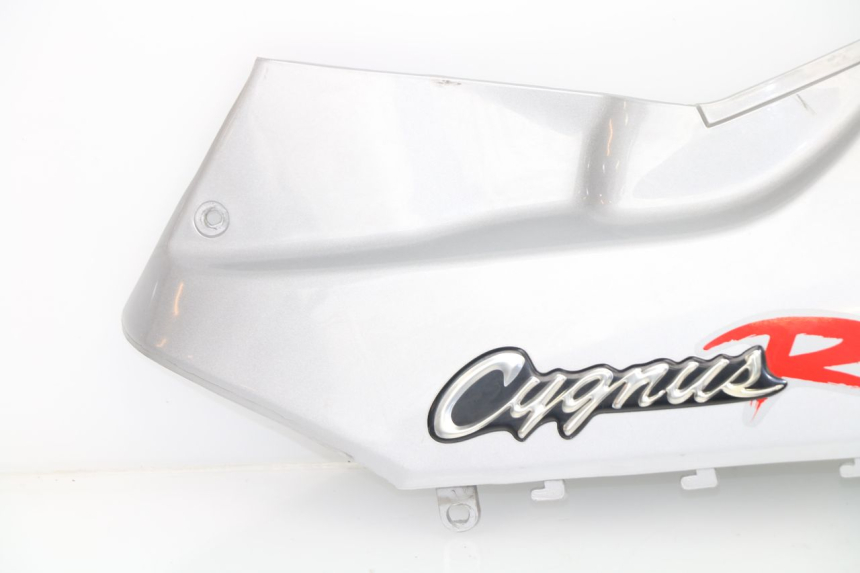 photo de CARENADO TRASERO DERECHA YAMAHA CYGNUS 125 (1995 - 2003)