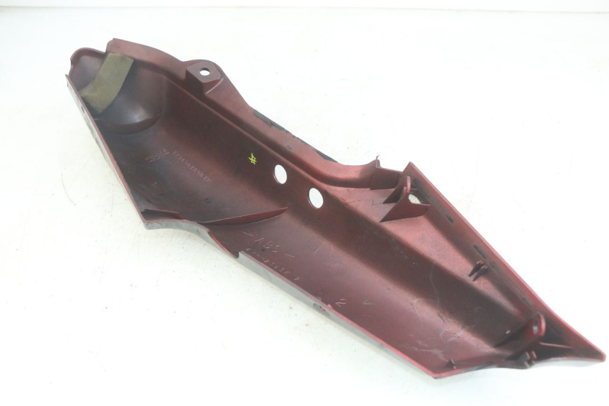 photo de FLANCO TRASERO DERECHO YAMAHA FZS FAZER 600 (1998 - 2001)