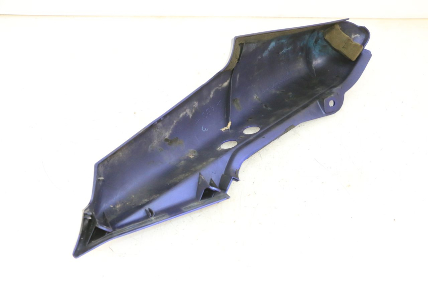 photo de CARENADO TRASERO DERECHA YAMAHA FZS FAZER 600 (2001 - 2003)