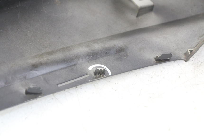photo de FLANCO TRASERO DERECHO YAMAHA HW XENTER 125 (2011 - 2017)