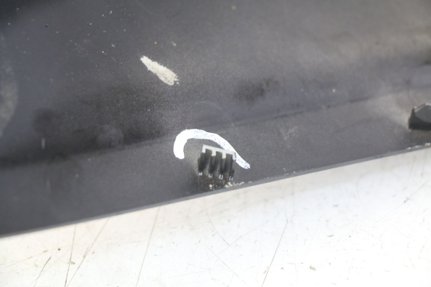 photo de FLANCO TRASERO DERECHO YAMAHA HW XENTER 125 (2011 - 2017)