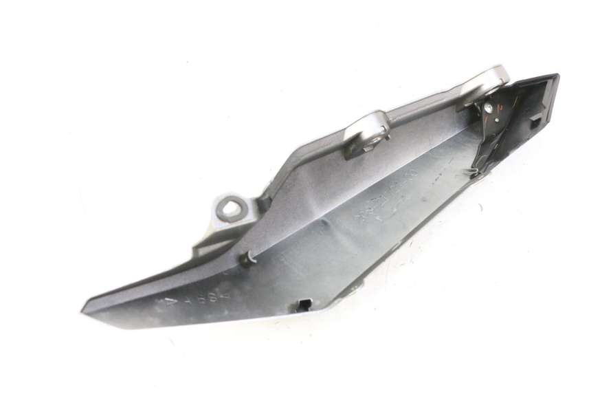 photo de CARENADO TRASERO DERECHA YAMAHA XJ6 ABS 600 (2008 - 2016)