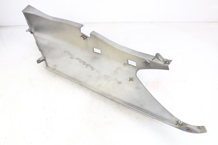 photo de FLANCO TRASERO DERECHO YAMAHA XMAX X-MAX 125 (2006 - 2009)