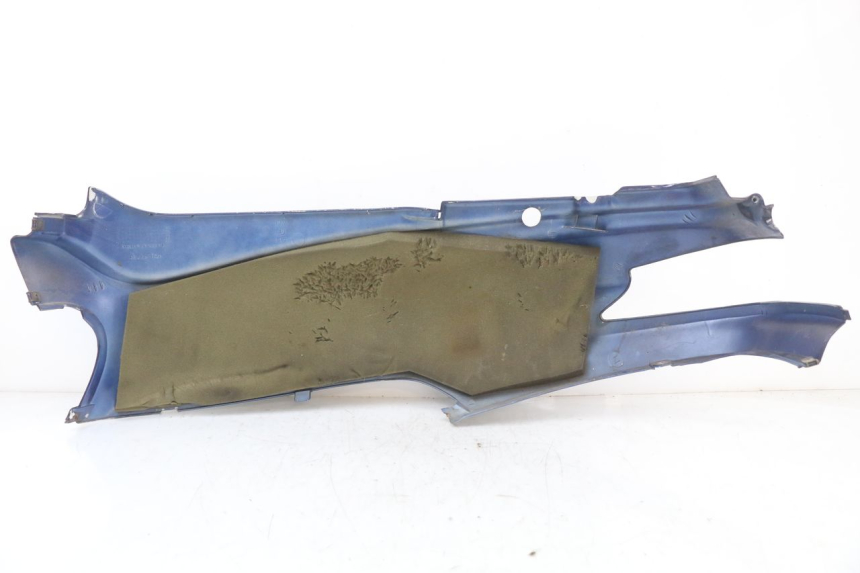 photo de CARENADO TRASERO DERECHA YAMAHA YE ZEST 50 (1992 - 1998)