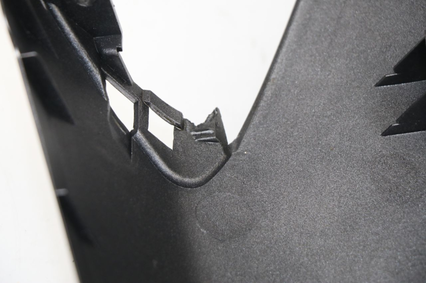 photo de CARENADO TRASERO DERECHA YAMAHA YP MAJESTY 400 (2004 - 2008)