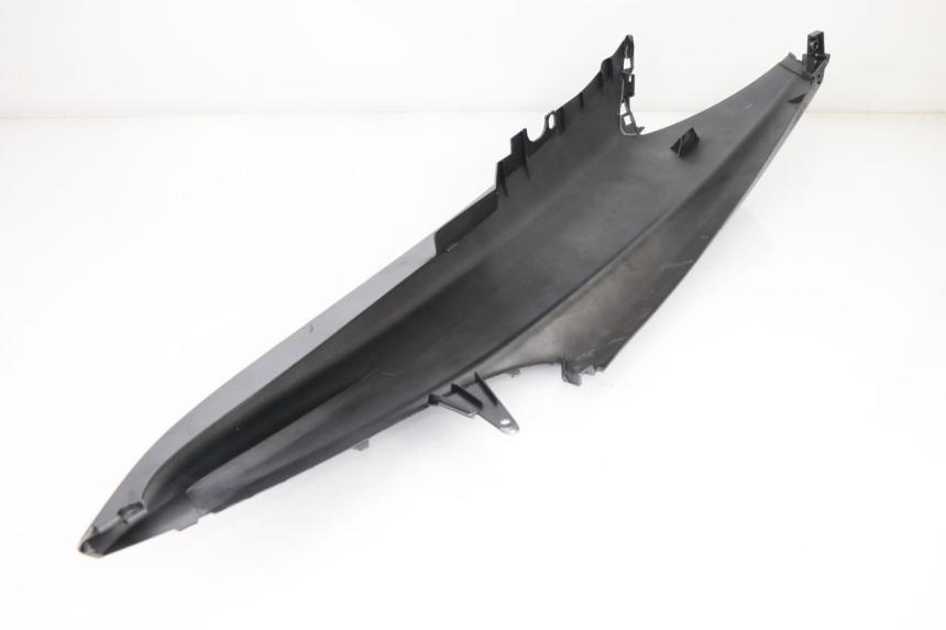 photo de CARENADO TRASERO DERECHA YAMAHA YP MAJESTY 400 (2004 - 2008)