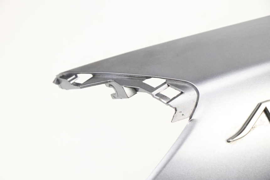 photo de CARENADO TRASERO DERECHA YAMAHA YP MAJESTY 400 (2004 - 2008)