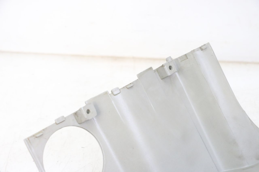 photo de FLANCO TRASERO IZQUIERDO KYMCO AGILITY 4T 50 (2018 - 2022) - Estado de la superficie y material