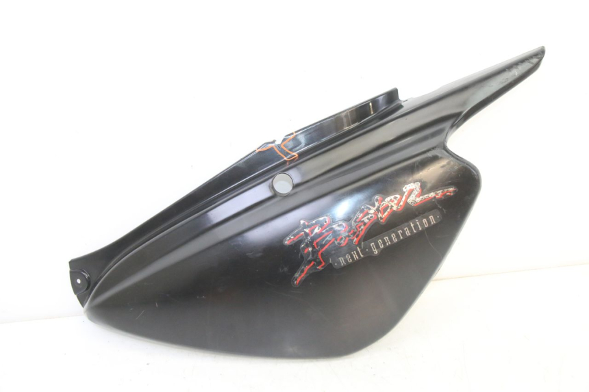photo de CARENADO TRASERO IZQUIERDA MBK BOOSTER NEXT GENERATION 50 (1995 - 1998)