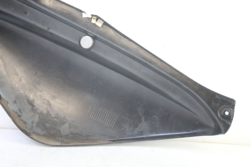 photo de CARENADO TRASERO IZQUIERDA MBK BOOSTER NEXT GENERATION 50 (1995 - 1998)