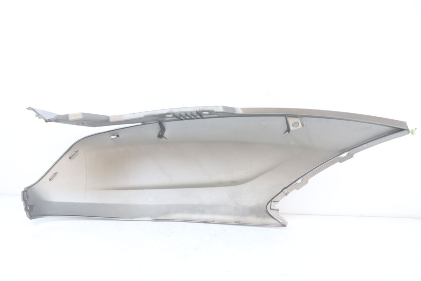 photo de CARENADO TRASERO IZQUIERDA PEUGEOT CITYSTAR 50 (2013 - 2017)