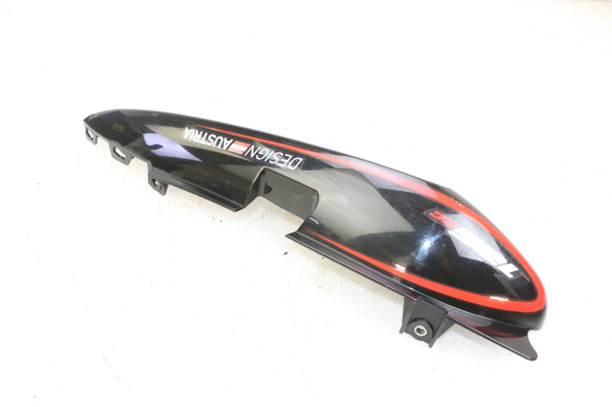 photo de CARENADO TRASERO IZQUIERDA KSR CODE 125 (2018 - 2020) - Detalles de los puntos de fijación