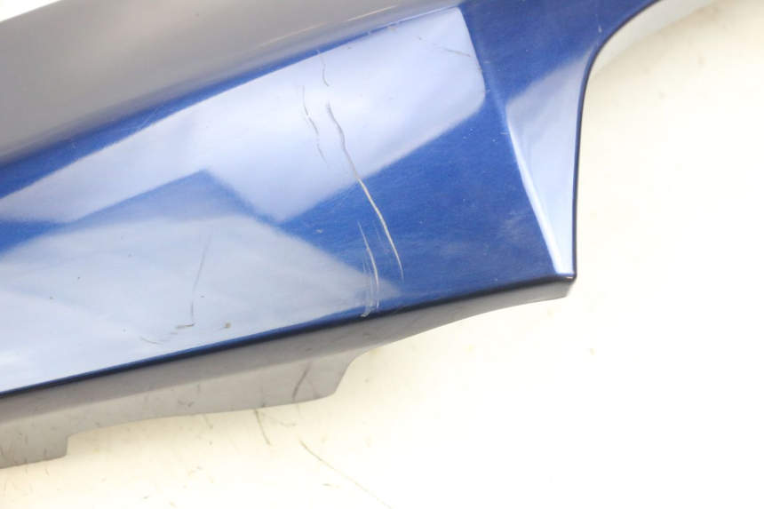 photo de CARENADO TRASERO IZQUIERDA SUZUKI DL V STROM 1000 (2002 - 2007) - Primer plano técnico